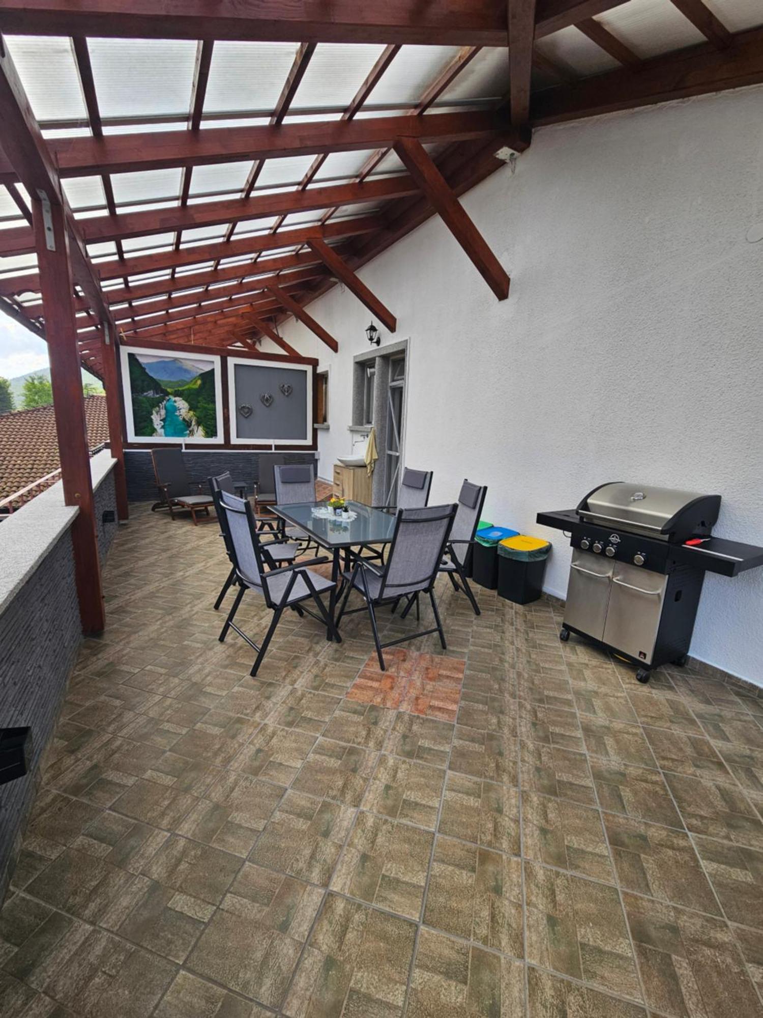 Smaragd Damir Antunovic-Sobodajalec Kobarid Exterior foto